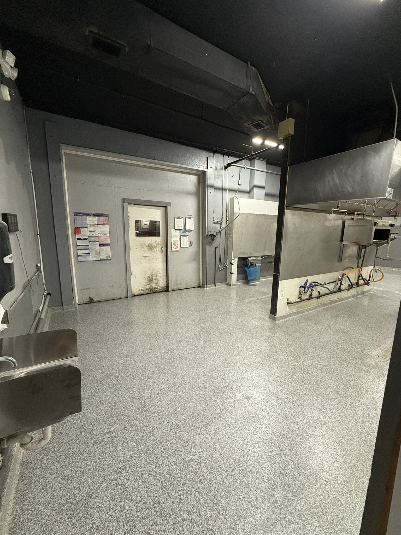 Hand Troweled Epoxy Installation